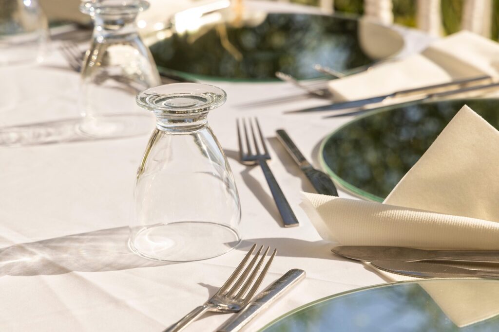 生理用ナプキンを尿漏れの代用として使う際の注意点は？