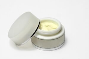 膣ケアクリームの比較で自分に合った商品はどれ？